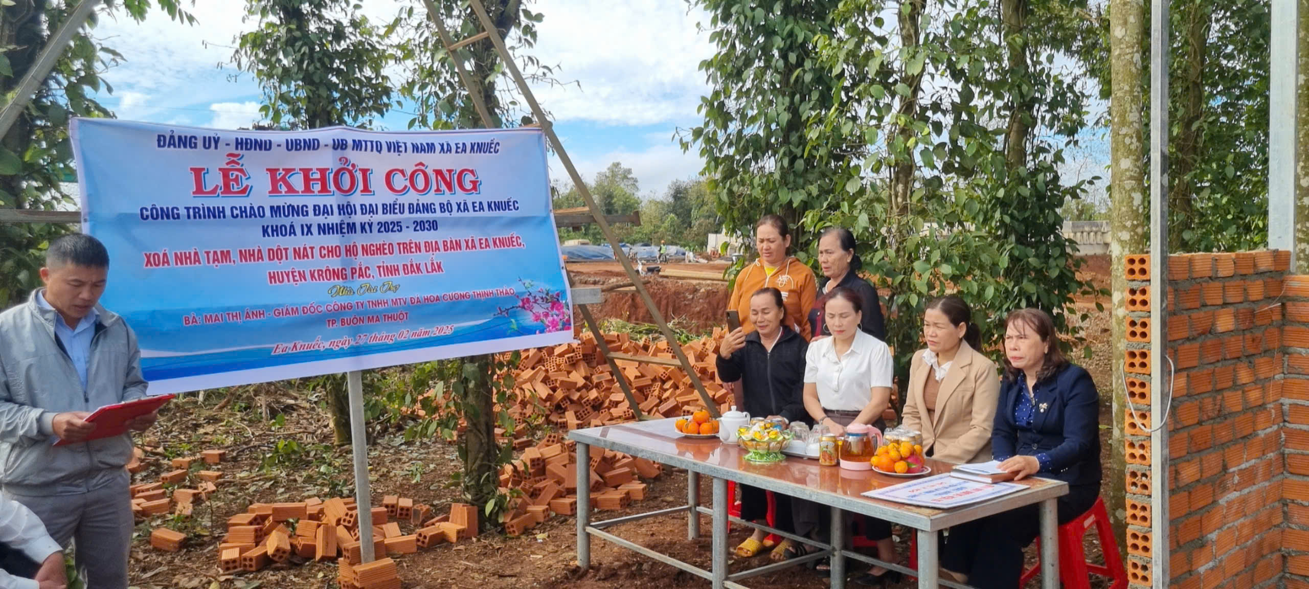 Khởi công 4